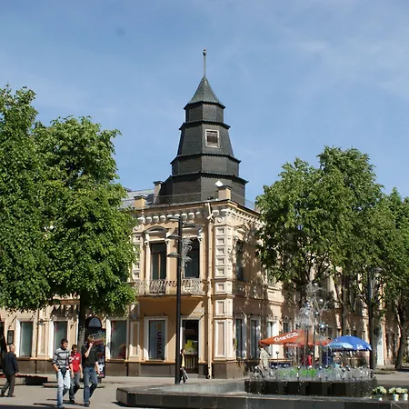 Metropolis Hotel 3*