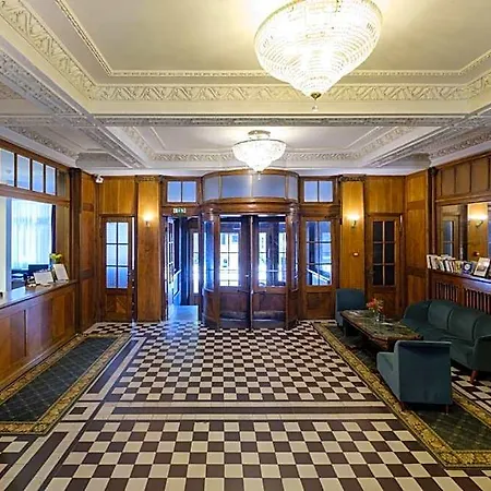 Hotel Metropolis 3*