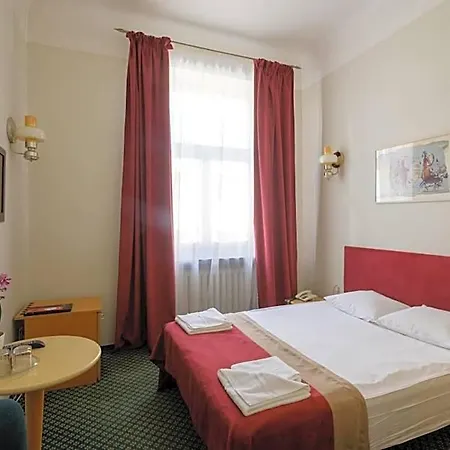 Metropolis 3*
