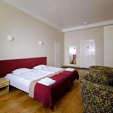 Metropolis 3*