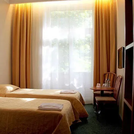Hotel Metropolis