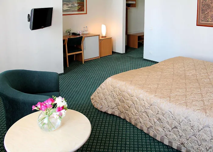 Ξενοδοχείο Metropolis