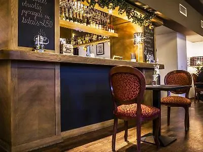 Ξενοδοχείο Metropolis 3*